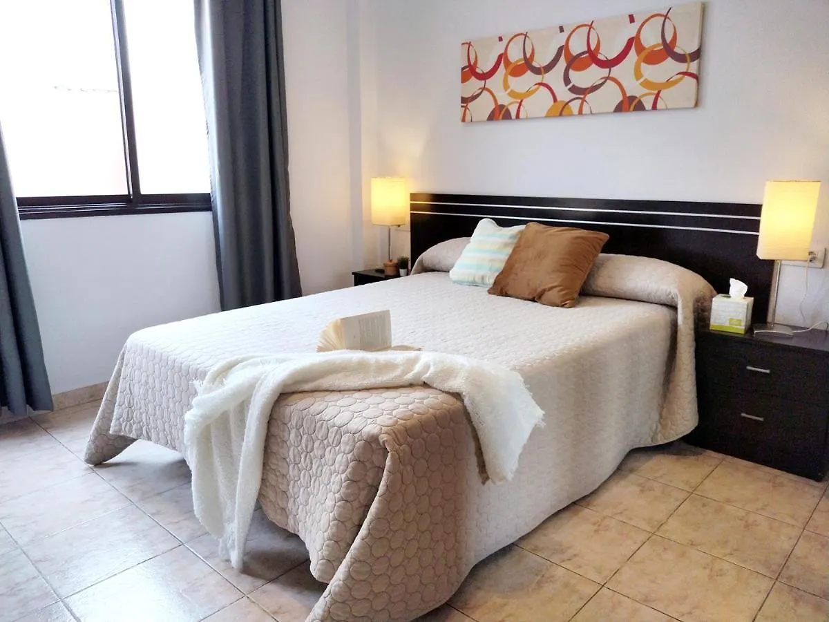 Apartamentos Almirante 푸에르토델로사리오
