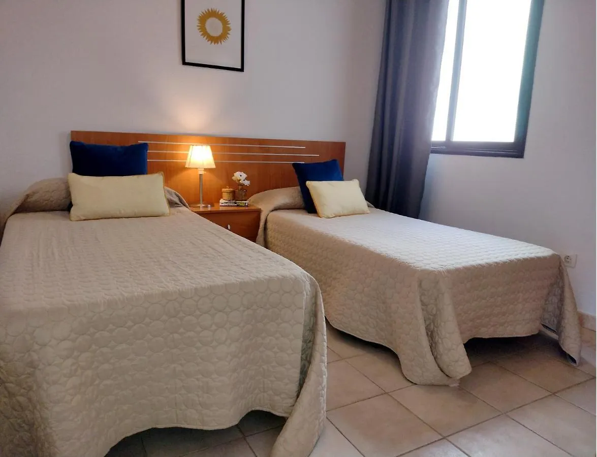 Apartamentos Almirante 푸에르토델로사리오 아파트
